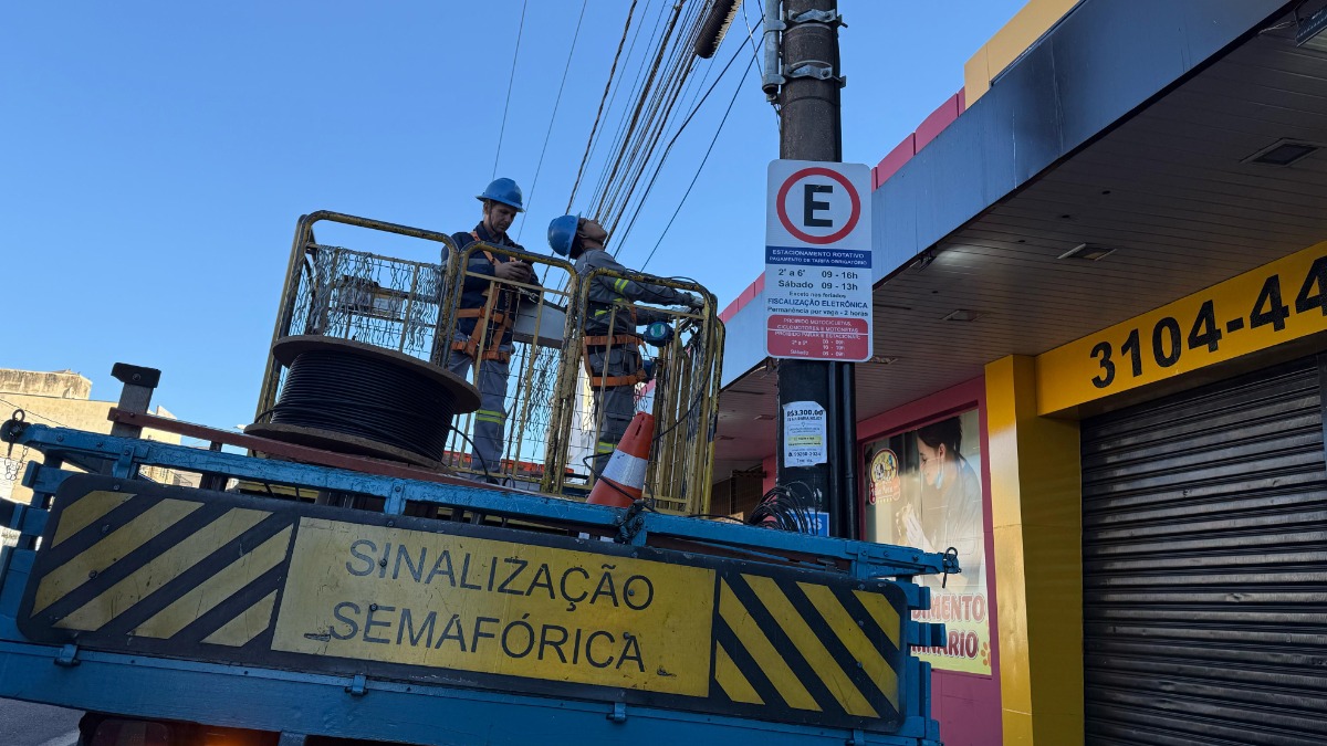 Avenida Dom Pedro I tem tentativa de furto de fiação frustrada, mas precisa de interdição