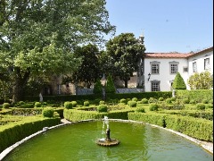 Gosta de jardins artísticos? Conheça Santar, em Portugal