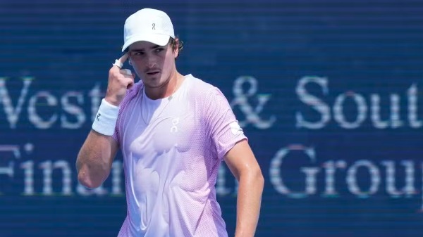 João Fonseca sofre críticas pesadas mesmo chegando a terceira rodada do Masters 1000 de Cincinnati