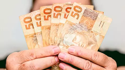 Crédito com garantia de imóvel ajuda organização financeira