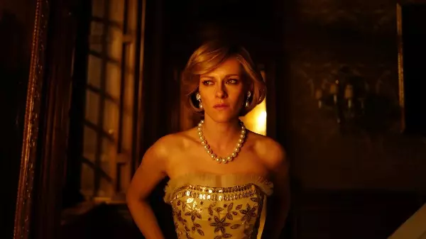 "Spencer" passeia pela vida de Lady Di e suas frustrações