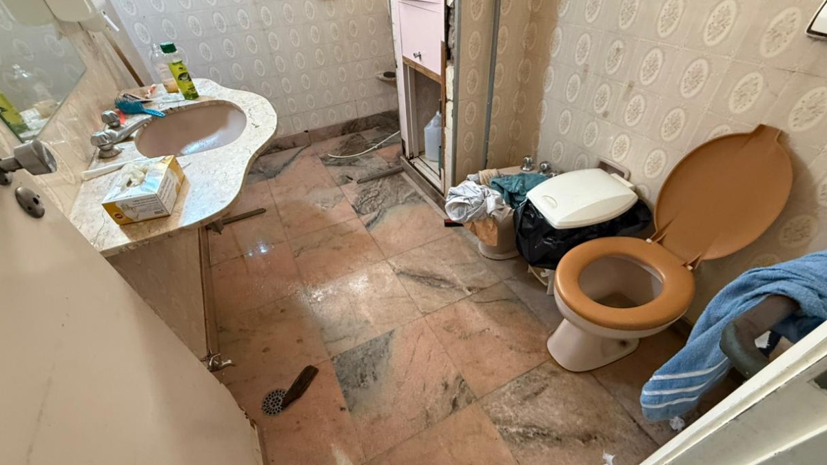 Proprietária de lar de idosos é presa após descumprir interdições e manter idosos em condições precárias