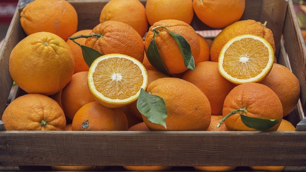 Caixa de laranja - Foto: Freepik