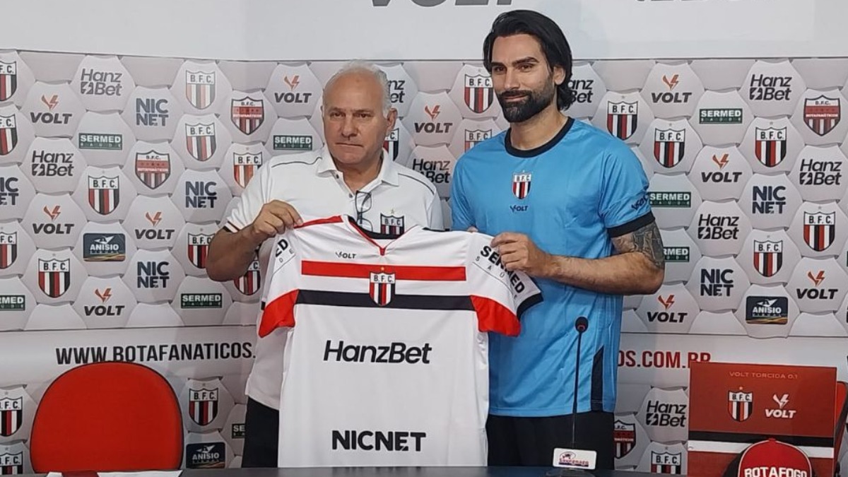 Léo Gamalho está a disposição de Alan Aal para abertura do 2º turno da Série B