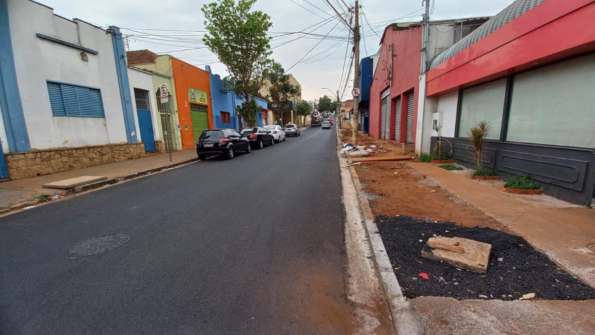 Rua João Ramalho é liberada ao trânsito na manhã desta segunda-feira (16)