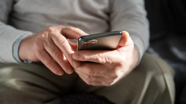 Golpistas fazem publicidade para atrair vítimas na internet