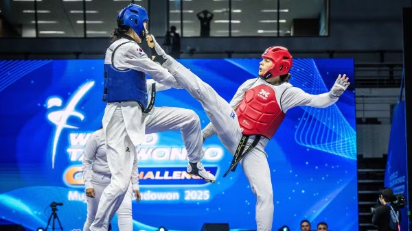 Maria Clara Pacheco bate campeã olímpica na final e é ouro no Grand Prix de taekwondo