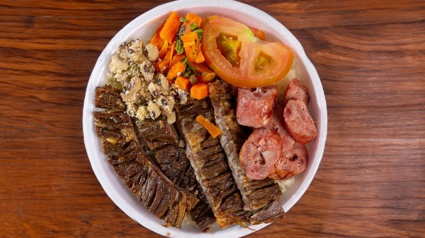 Está na firma, é hora do almoço... já pediu 