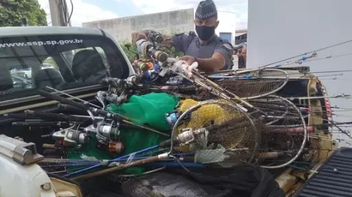 Polícia de Americana detém 44 pessoas por pesca em local proibido