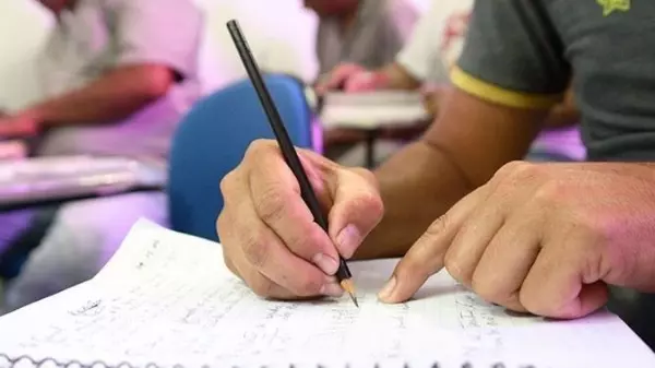 Educação de Jovens e Adultos (EJA) abre inscrições em Araraquara