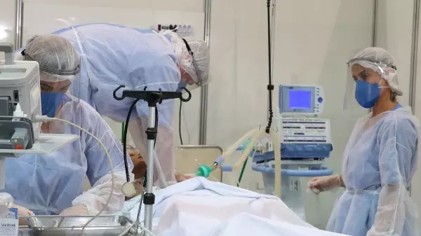 MEC anuncia aumento do teto do Fies para cursos de Medicina