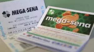 Mega-Sena acumula e próximo prêmio deve pagar R$ 45 milhões