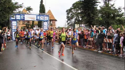 Como treinar para a meia maratona sendo iniciante: confira dicas e relatos