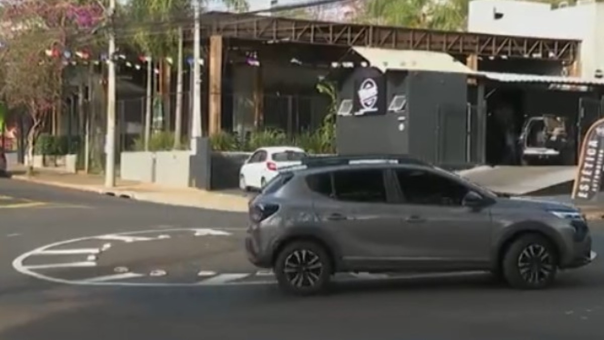 Motoristas reclamam de cruzamentos com mini rotatórias em Ribeirão Preto