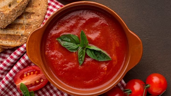Você conhece o segredo para aprender a fazer um bom molho de tomate caseiro?
