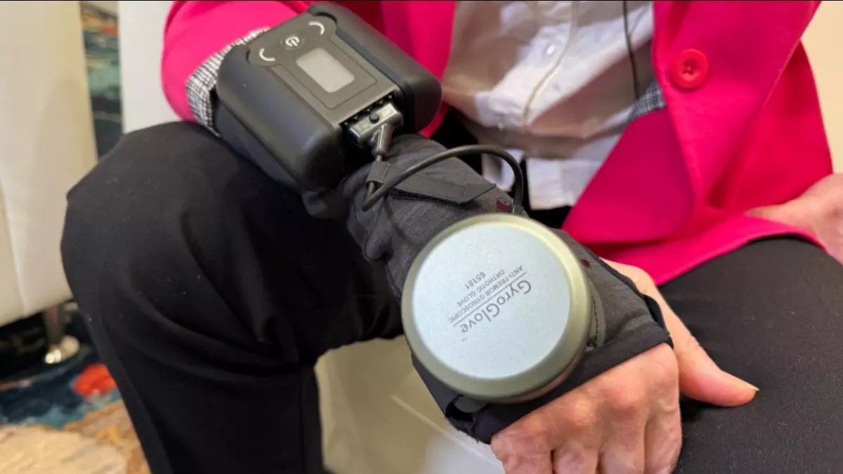 GyroGlove, luva apresentada pela GyroGear na CES é uma das inúmeras novidades de healthcare vistas no evento. Crédito: Divulgação 