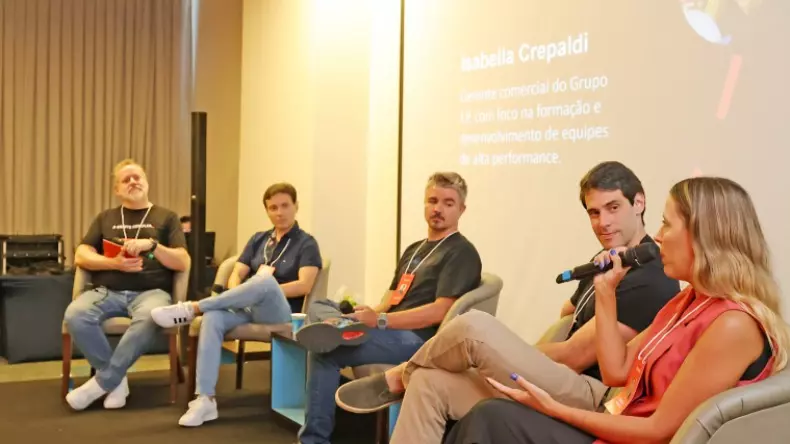 Evento contou com a participação de Isabella Crepaldi, gerente comercial do Grupo EP, com foco em formação e desenvolvimento de equipes - Crédito: Divulgação
