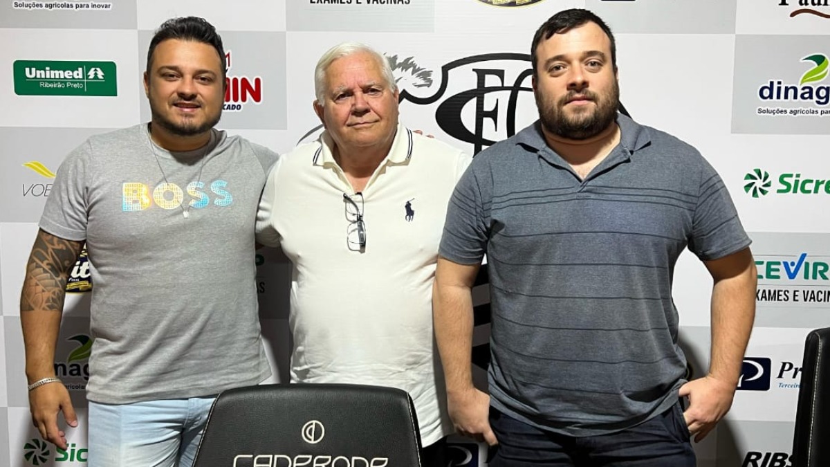 Comercial aguarda proposta de SAF para próxima semana e Wesley Rios entra na vaga de Ademir Chiari