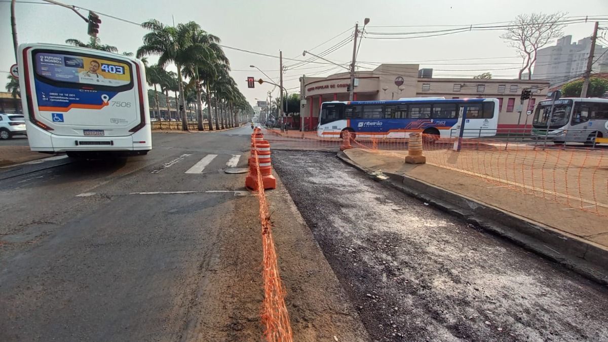 Obra na avenida Jerônimo Gonçalves em frente ao terminal deve ser finalizada nesta semana