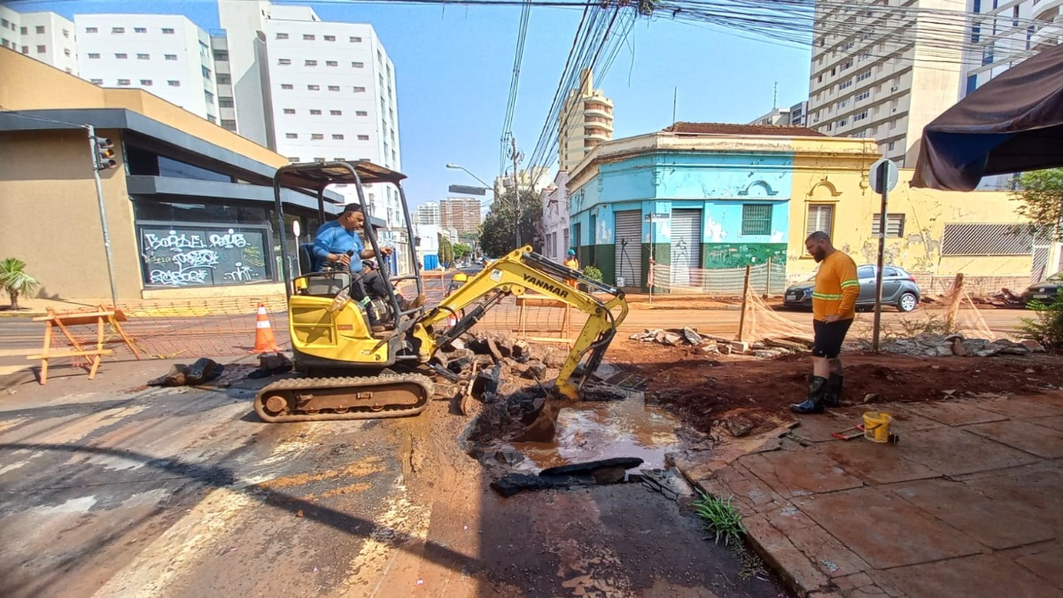 Rua São José tem interdição na altura da Américo Brasiliense