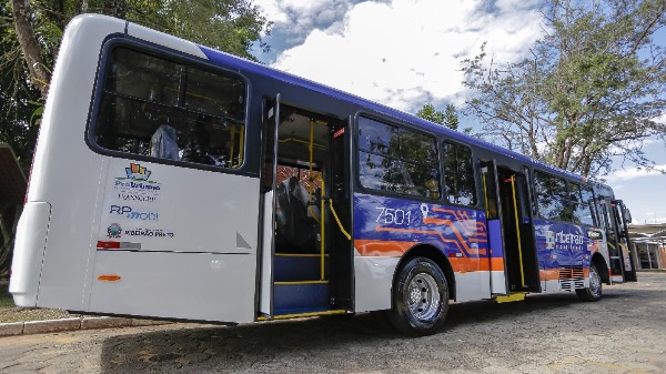 Ônibus do transporte público de Ribeirão Preto - Foto: Guilherme Sircili/ CCS