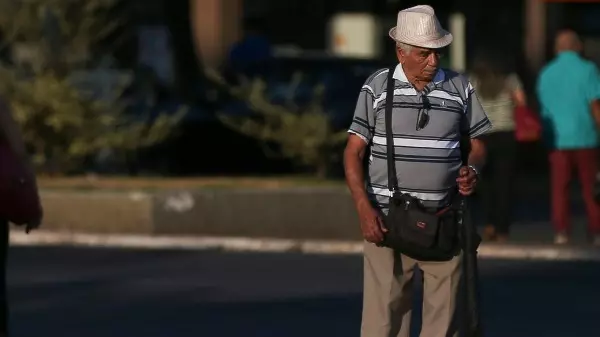 Programa em São Carlos busca idosos com demência e cuidadores para reabilitação