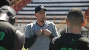 Após goleada, São Carlos Futebol Clube anuncia troca de técnicos