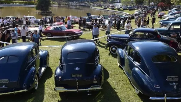 Águas de Lindoia recebe 7º Encontro Brasileiro de Autos Antigos