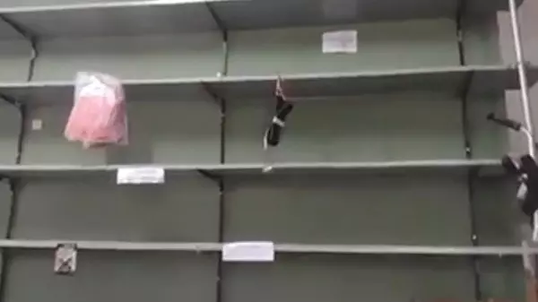 Invadida, loja de tratores tem até câmeras furtadas em Jaguariúna