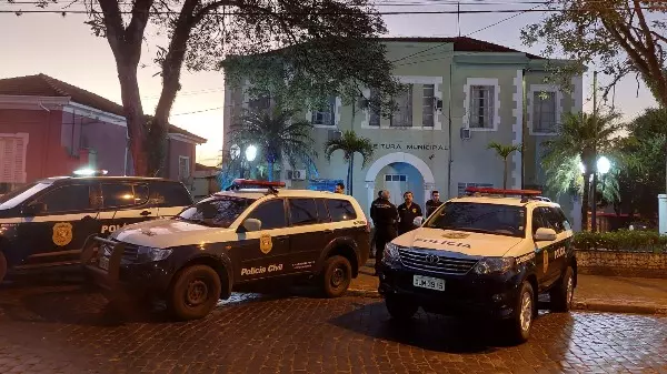 Prefeitura de Cajuru é alvo de buscas em operação contra fraude em licitação