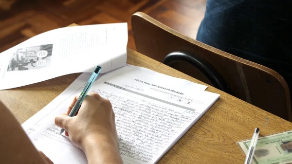 O livro de histórias da sua vida teria poucas ou muitas páginas?