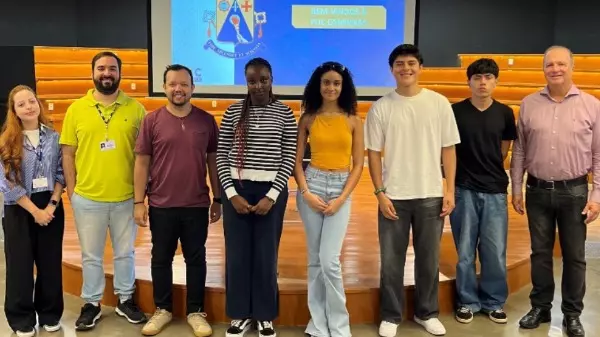 Alunos de Cabo Verde, Quênia e Peru visitam a PUC-Campinas