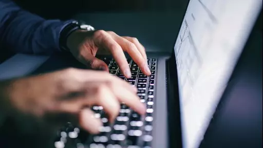 Como inserir a tecnologia no seu negócio?