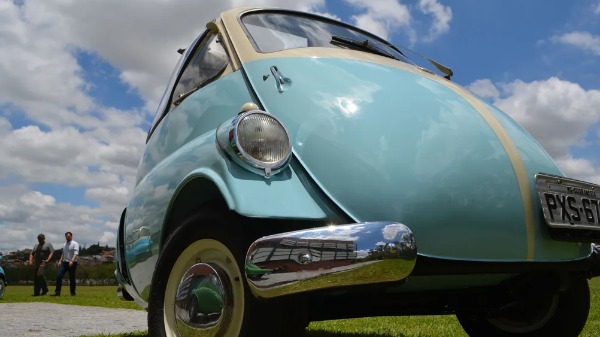 Primeiro automóvel fabricado no Brasil completa 69 anos de história