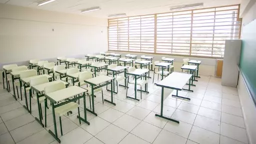 Lindoia suspende aulas em escola por casos de covid-19