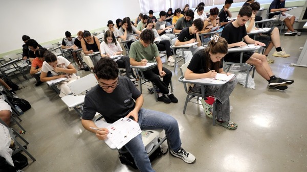 Vestibular Unicamp 2027: prova mantém perfil dos anos anteriores, mas Matemática e Humanas desafiam candidatos
