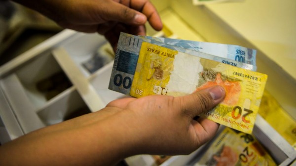 Familiares podem movimentar a conta bancária do parente logo depois da morte?