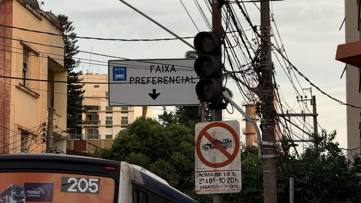 Região central de Ribeirão Preto tem cruzamentos com semáforos sem funcionar nesta segunda (23)