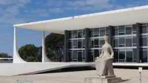 STF se manterá vigilante em prol das eleições, diz presidente da Corte