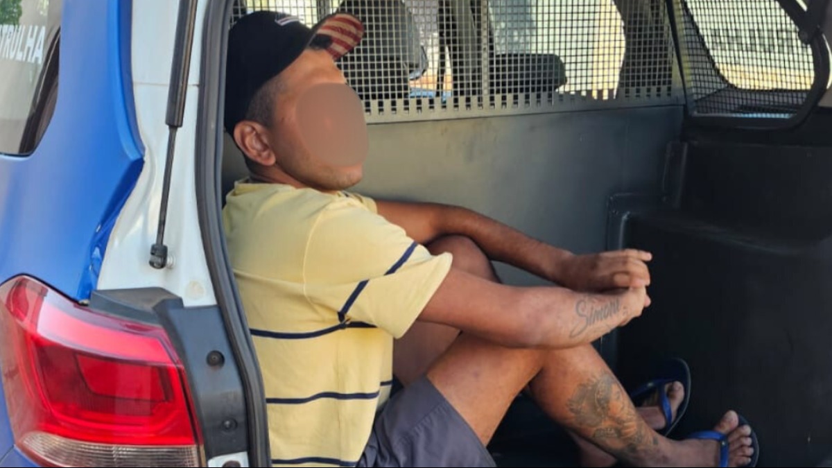 Mulher de 29 anos sofre queimaduras após ser atingida por chá quente jogado por companheiro