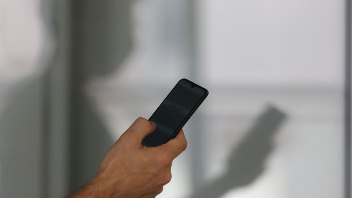 Como se prevenir de golpes feitos através dos telefones?