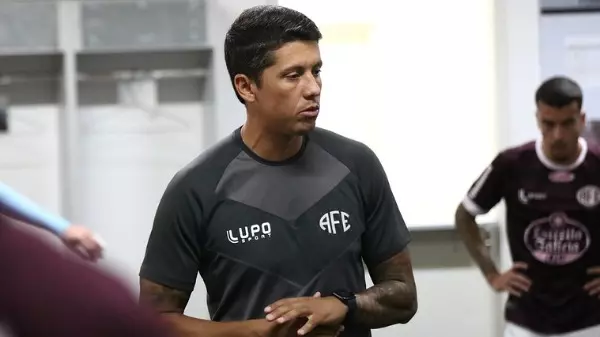 O povo (não) está feliz, (não) tem futebol, com a Ferroviária