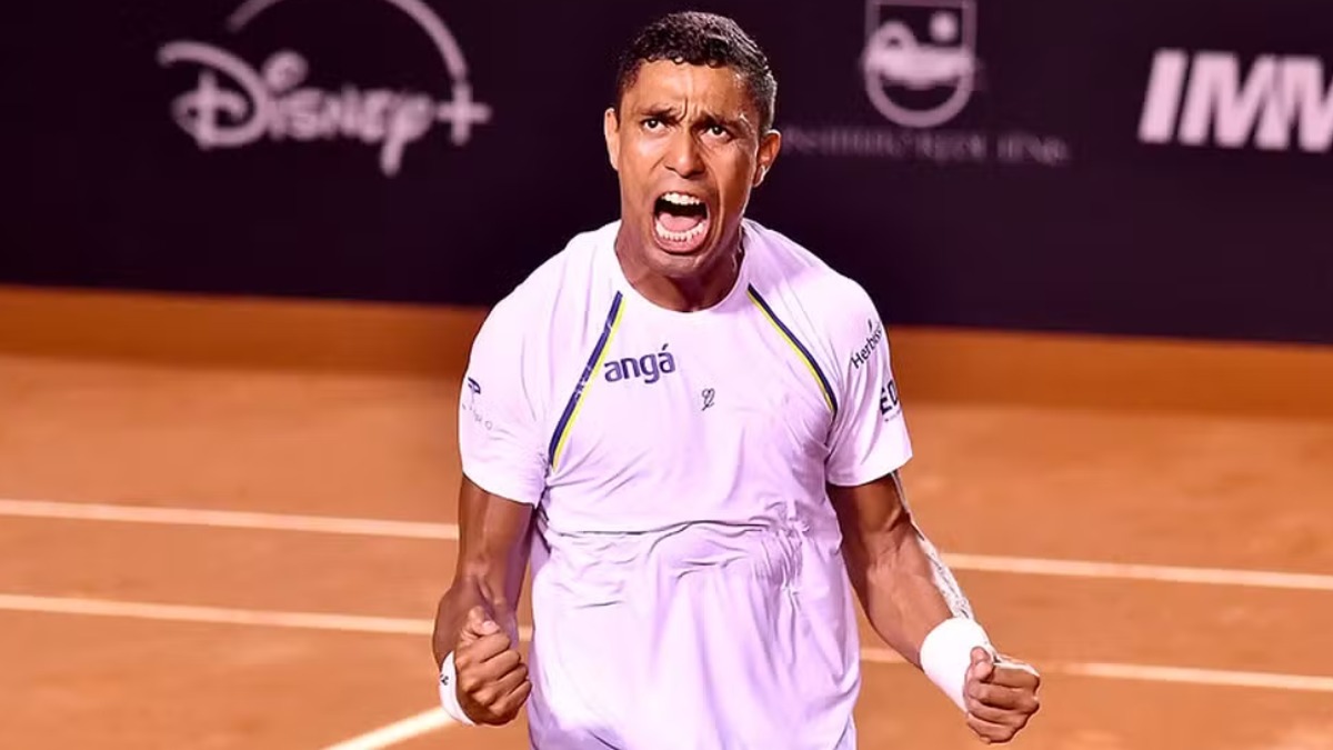 Thiago Monteiro é o único brasileiro a avançar de fase no Rio Open