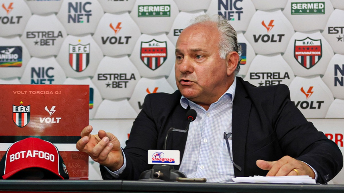 Demissão de Toninho Cecílio ocorre após vexames na Copa Paulista e chance de rebaixamento na Série B