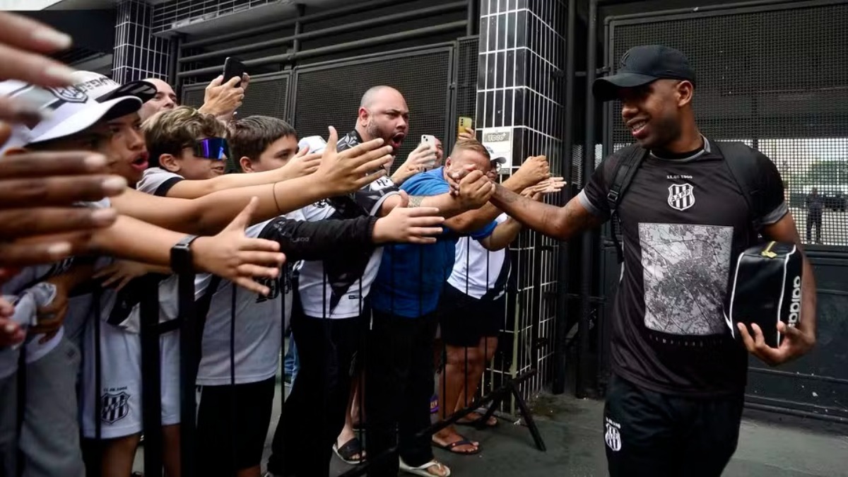 Toró, Ronald Camarão e João Costa estão entre os sete atletas do Bota-SP emprestados a outros clubes Toró, Ronald Camarão e João Costa estão entre os sete atletas do Bota-SP emprestados a outros clubes