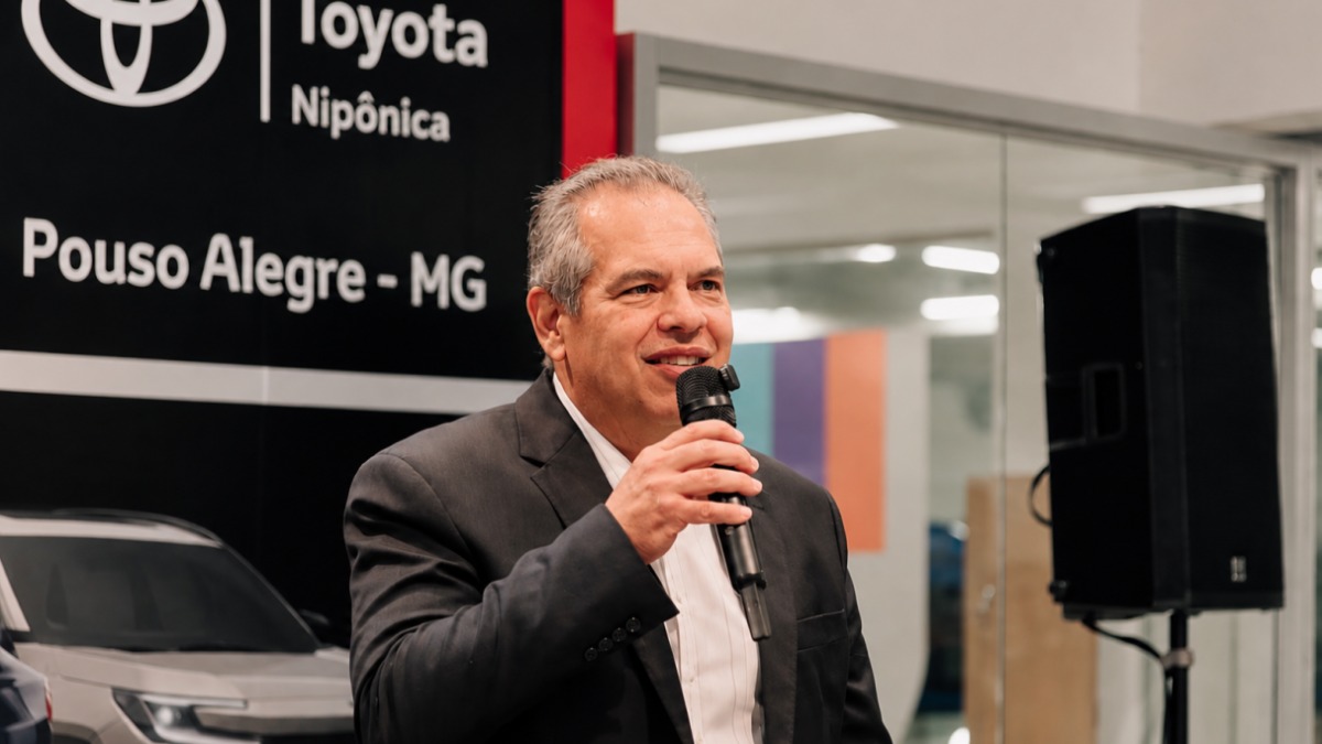 Evandro Garms, diretor do Grupo Germânica, em discurso durante a inauguração da nova Toyota Nipônica, em Pouso Alegre (MG)