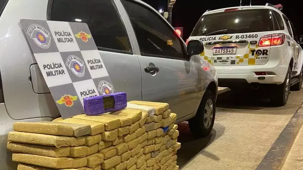 Mulher é presa com 156 kg de maconha no pedágio de Sertãozinho