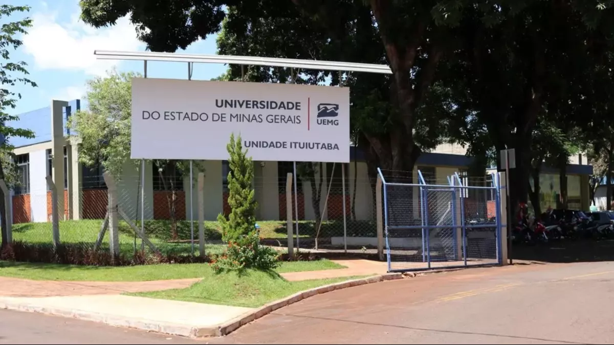 Universidade conta com cursos de bacharelado e licenciatura (Foto: UEMG/Reprodução) 