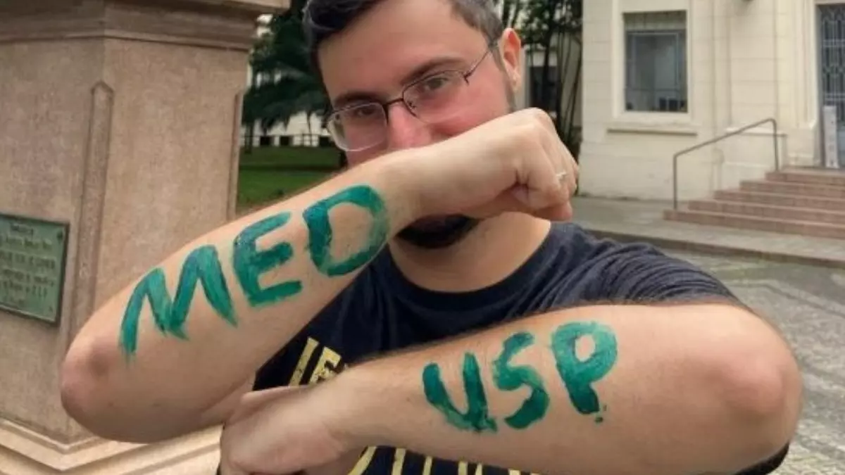 O estudante João Pedro Techelsk Fasanaro, que conquistou no curso de Medicina (Foto: Poliedro)