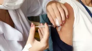 São Carlos libera vacina da gripe para população geral nesta segunda